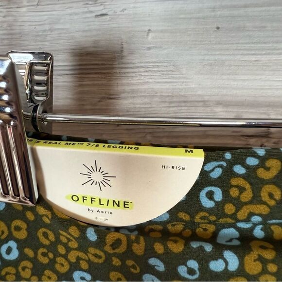 Offline by aerie Real Me 7/8 Leggings - Picture 4 of 6